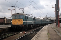 [2001H068]